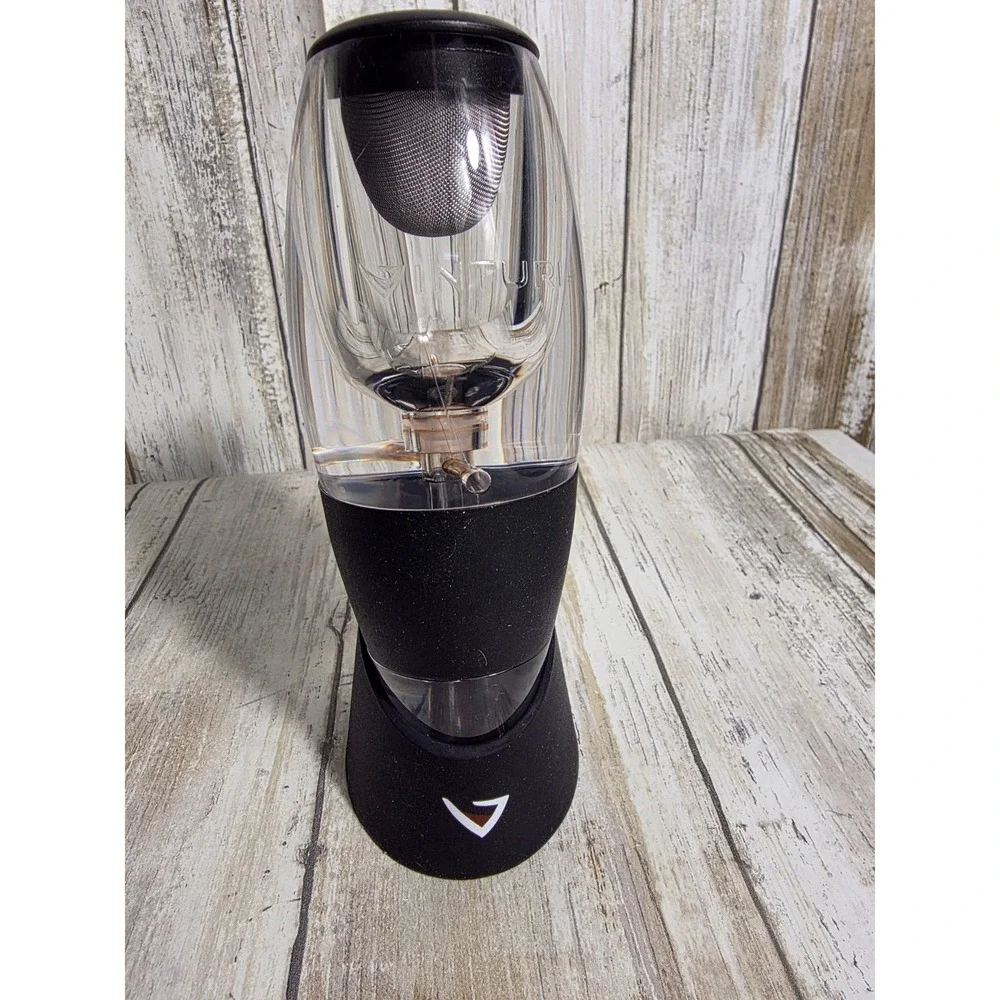 Vinturi‎ Essential Red Wine Aerator with No-Drip Stand and Filter Screen Black